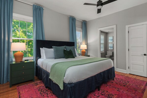 5 bedrooms, iron/ironing board, free WiFi, bed sheets