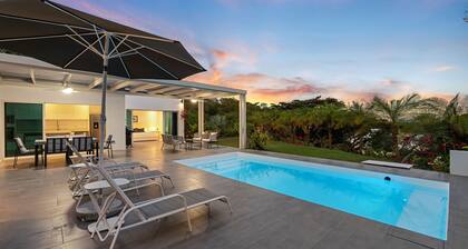 Luxury 3BR Villa w/ Private Pool, Walk to Beach & Downtown