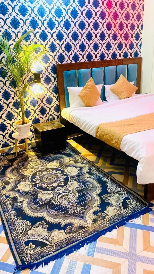Quarto casal luxo, vista para a cidade | Wi-Fi de cortesia, roupa de cama