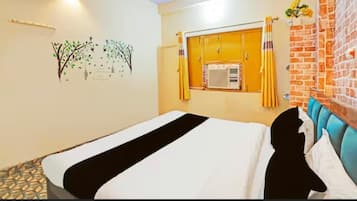 Deluxe Double Room, City View | Free WiFi, bed sheets