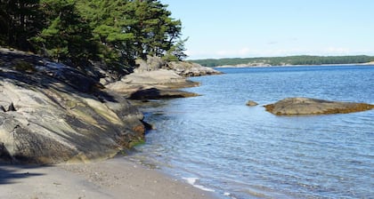 6 Person Holiday Home in Stromstad