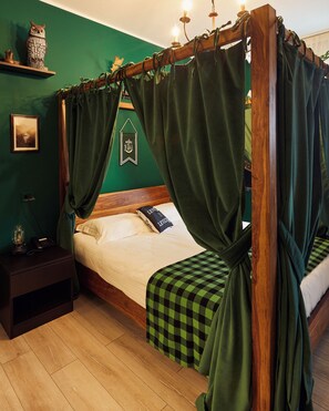 Deluxe Double Room, Mobility Accessible | In-room safe, desk, laptop workspace, blackout drapes