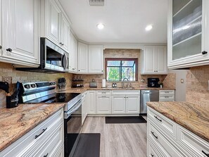 Private kitchen - 1465 Satsuma Street S (Clearwater)