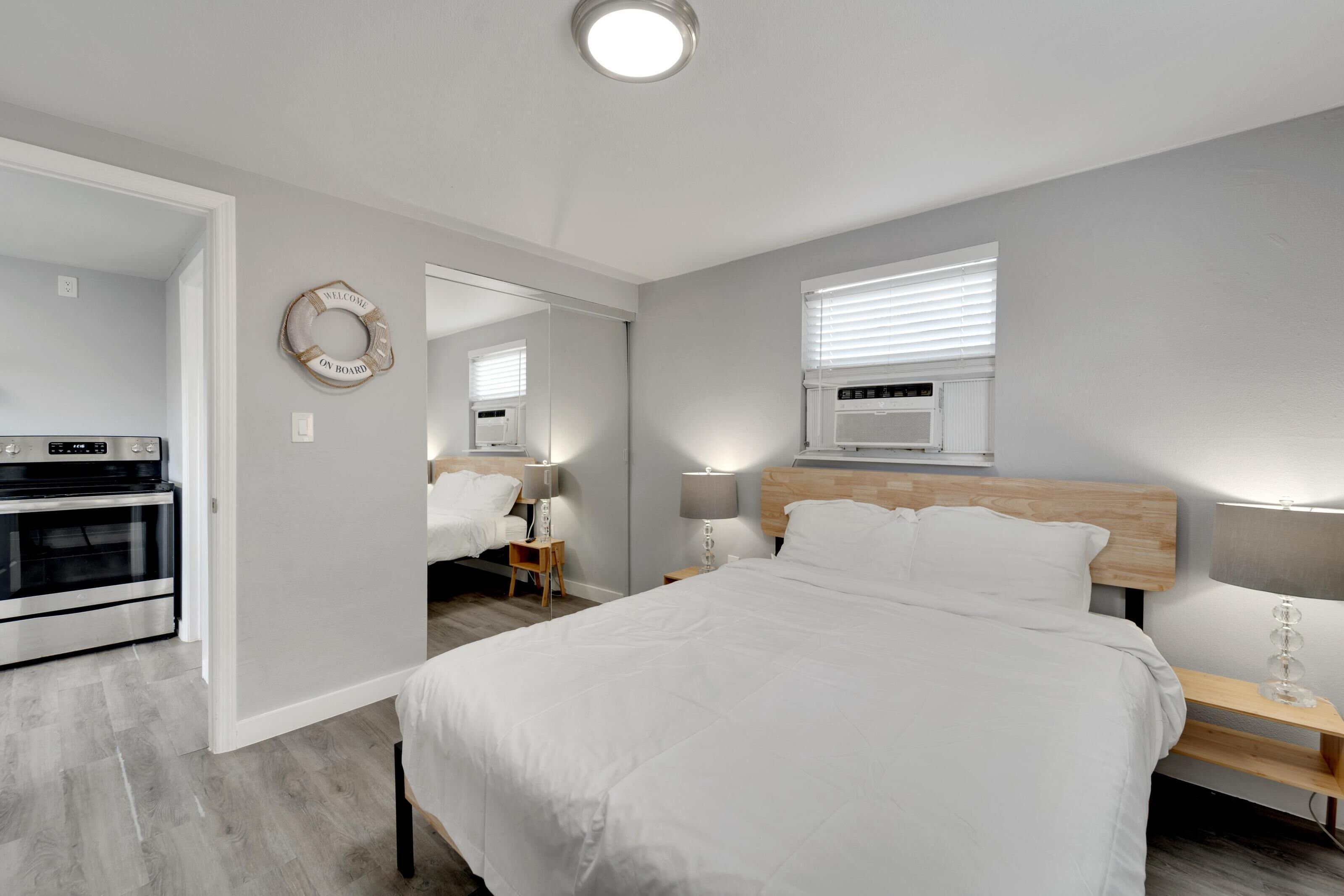 1 bedroom, WiFi, bed sheets