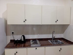 Family Double Room | Private kitchen