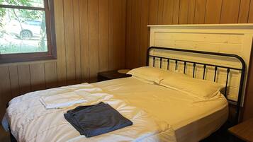 2 多间卧室、床单