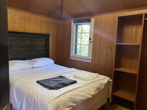 3 chambres, draps fournis