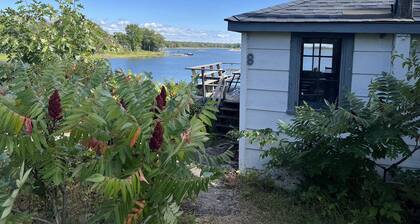 3-bedroom Lakeview Cottage - Rockwood #8