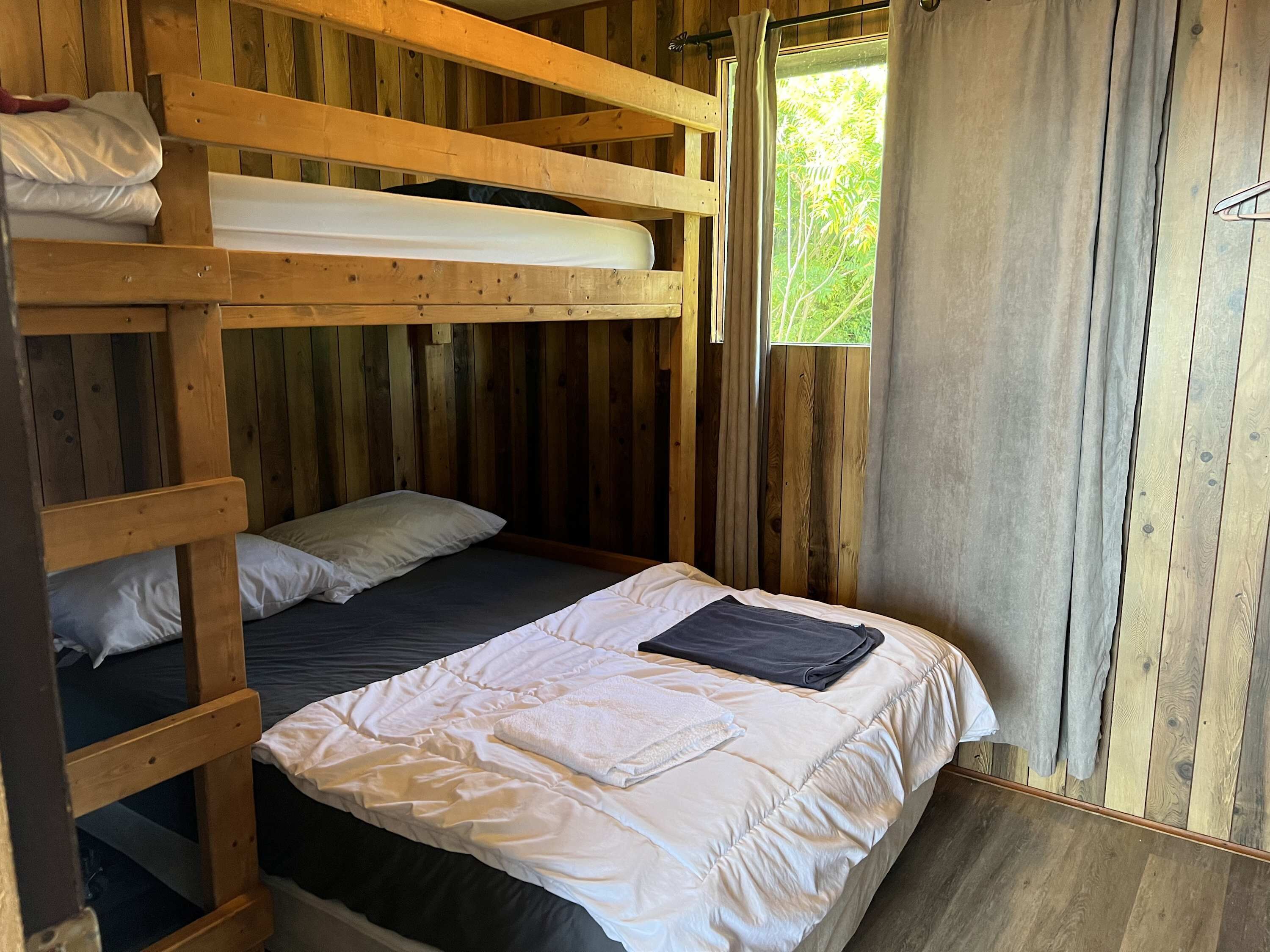 2 habitaciones y ropa de cama 