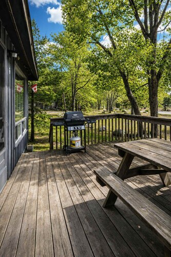 2-Bedroom Cottage #6 - Sand Bay