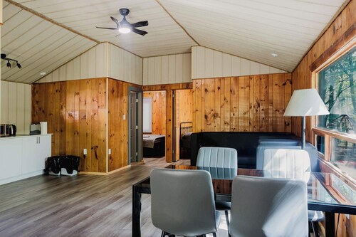 3-Bedroom Cottage #9 - Sand Bay