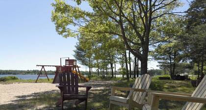 3-Bedroom Cottage #10 - Sand Bay