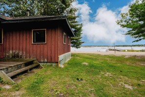 Exterior - 3-Bedroom Cottage #10 - Sand Bay (Nobel)