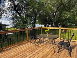 Outdoor dining - 2-bedroom Lake Front Cottage in Harwood, ON #3 (Gores Landing)