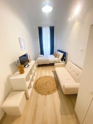 1 bedroom, iron/ironing board, WiFi, bed sheets