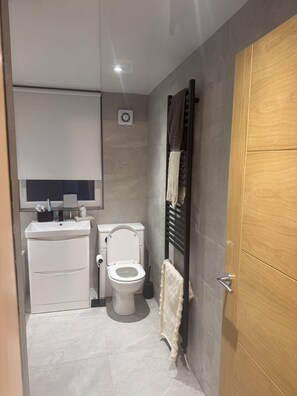Towels, soap, toilet paper