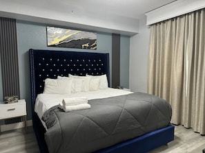 2 bedrooms, iron/ironing board, travel cot, free WiFi