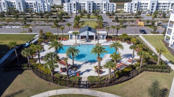 Outdoor pool, a heated pool