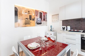 Fridge, oven, stovetop, coffee/tea maker - Villa Peonia - Salento Reservation (Torre San Giovanni)