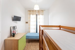 2 bedrooms, free WiFi, bed sheets
