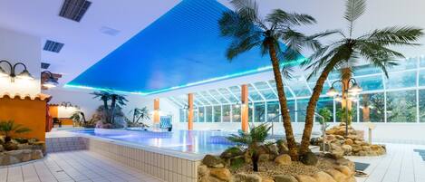 Appartement | Piscine | Piscine intérieure, piscine extérieure