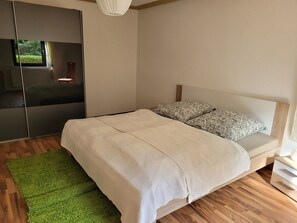 1 Schlafzimmer, Internetzugang, Bettwäsche