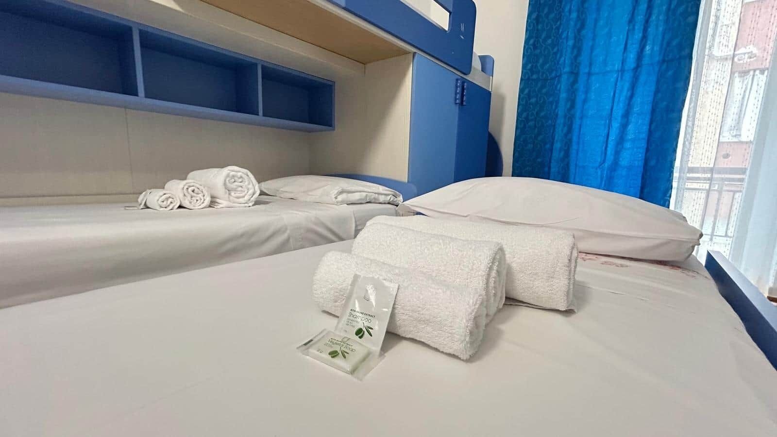 熨斗/熨衣板、WiFi、床单