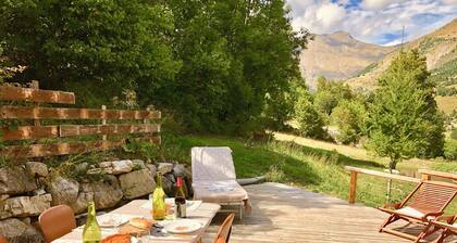 "into the wild, Cottage. Parc des Ecrins/Serre Ponçon