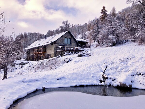 Exterior - "into the wild", Cottage 6 persons, Mountain, Parc des Ecrins/Serre Ponçon (Réallon)