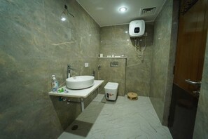 Deluxe-Doppelzimmer | Badezimmer
