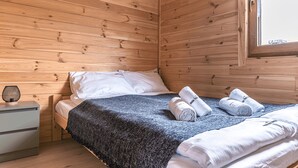 House | 3 bedrooms, individually furnished, bed sheets - Cottage in Duszniki Near Ski Slopes (Szczytna)