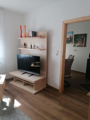 TV - Warm hospitality in the countryside (Bad Schmiedeberg)