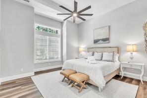 4 chambres, fer et planche à repasser, Wi-Fi gratuit, draps fournis