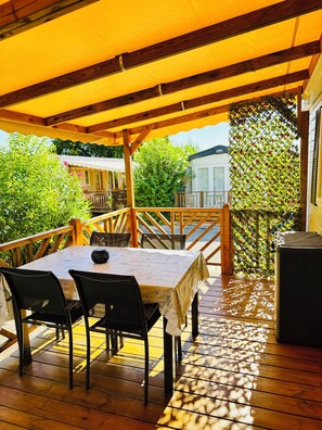 Outdoor dining - Mobile home ES119 Le Montourey Frejus (Fréjus)