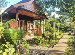 Deluxe Double Room, Garden View | Blackout curtains, soundproofing, free WiFi