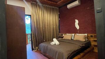 Chambre Double Ălite, 1 trĂšs grand lit, climatisation | Literie hypoallergĂ©nique, rideaux occultants, chambres insonorisĂ©es