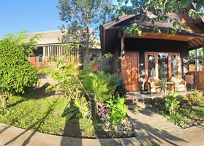 Deluxe Double Room, Garden View | Blackout curtains, soundproofing, free WiFi
