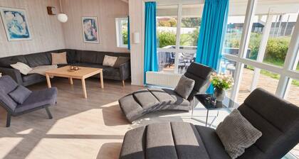 4 Star Holiday Home in Friedrichkoog