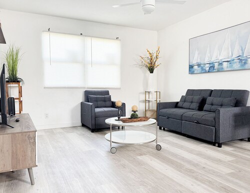 Nice Apt. 10 min from the beach