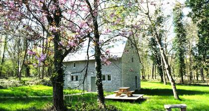 2-bedroom Cottage With Park and Deer Park