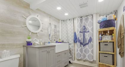 Buckeye Lake: The Quaint Cottage
