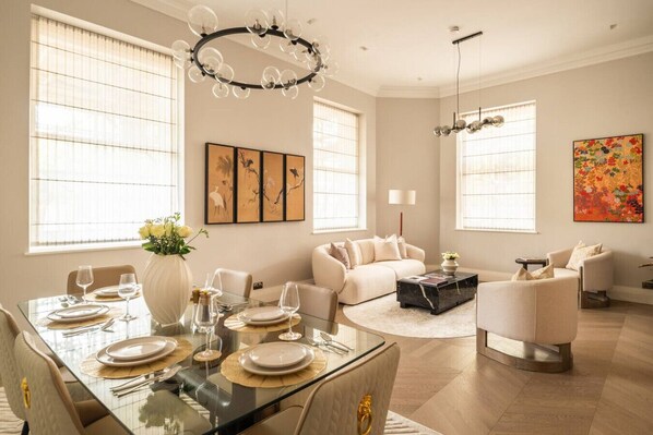 تناول الطعام