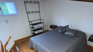 1 bedroom, WiFi, bed sheets - ✨Loft with vibe steps from downtown and Hito Tres Fronteras✨. (Puerto Iguazú)