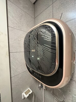 Apartment, 1 Bedroom, Accessible, Smoking | Miscellaneous