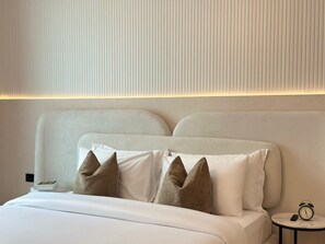 Apartment, Balcony, City View