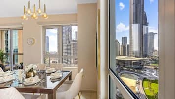 Apartment, Balcony, City View | Living area