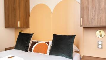 1 chambre, espace de travail pour ordinateur portable