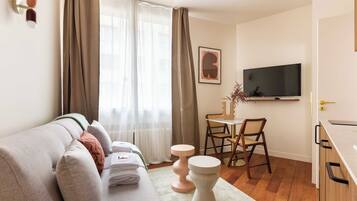 Apartment | Living area