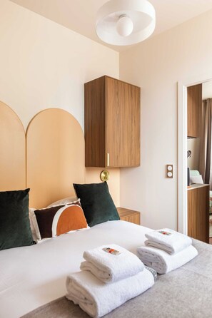 Căn hộ | 1 phòng ngủ, khu vực làm việc phù hợp cho laptop 