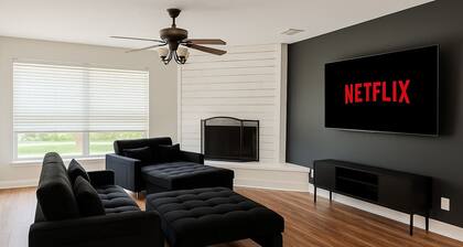 Crew Stay Sleeps 16 Work Cook Play Relax